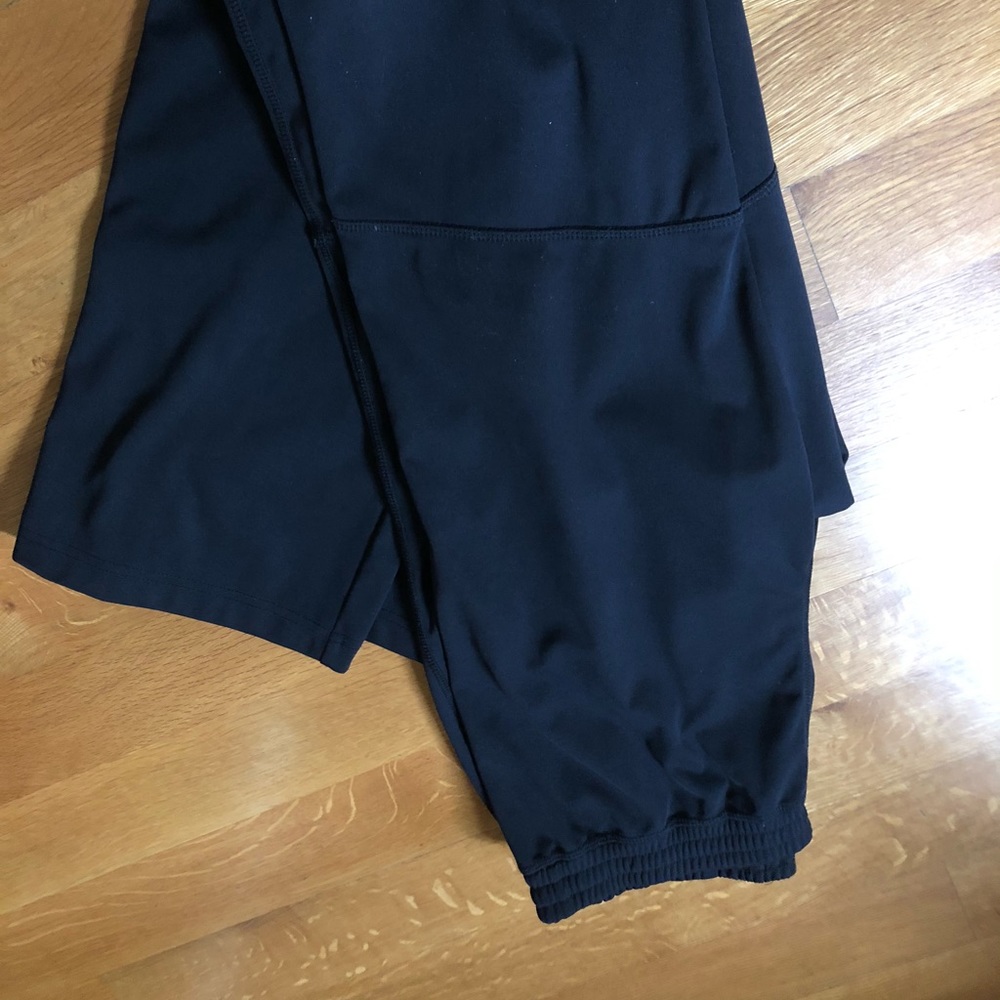 Jogging pants - Picture 2 of 4